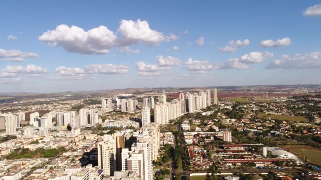 Antena-ciudad-vista-de-Ribeirao-Preto,-Sao-Paulo,-Brasil