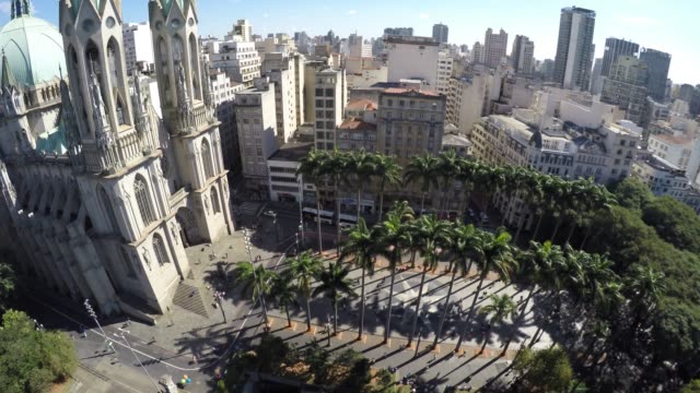 Aerial-View-of-Se-Cathedral,-Sao-Paulo,-Brazil