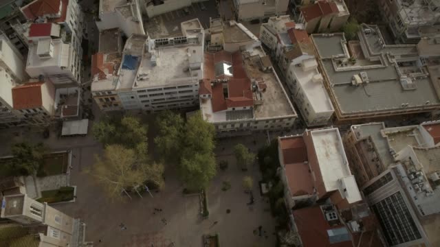 Vista-aérea-de-la-Plaza-y-la-Iglesia-Catedral-Metropolitana-de-Atenas.