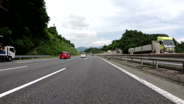 Point-of-view-on-expressway-in-Tokyo