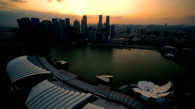 Real-time-aerial-view-of-Marina-Bay-in-Singapore-with-skyscrapers-buildings