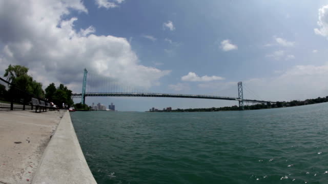 Detroit-Botschafter-Brücke-Zeitspanne