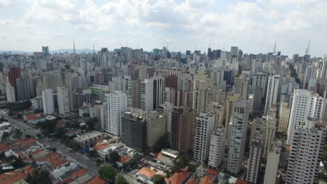 Vuelo-en-la-ciudad-de-Sao-Paulo,-Brasil