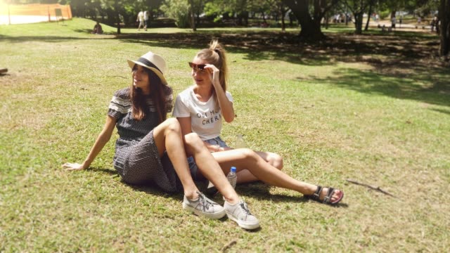 Young-women-in-park