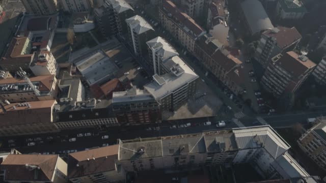 Vista-de-abejón-secuencias-aéreas-skyline-de-Milán