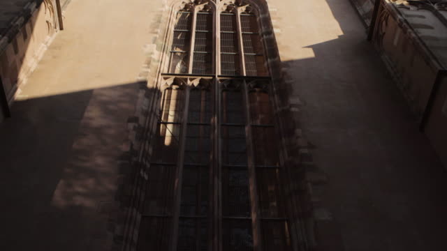 Torre-de-la-Catedral-de-Francfort-pared-detalles-2