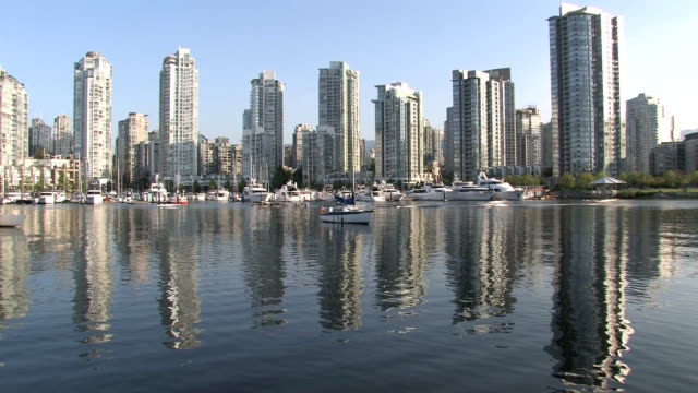 Vancouver-Yaletown-Reflexion