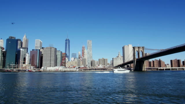Timelapse-von-Manhattan-und-Brooklyn-Bridge