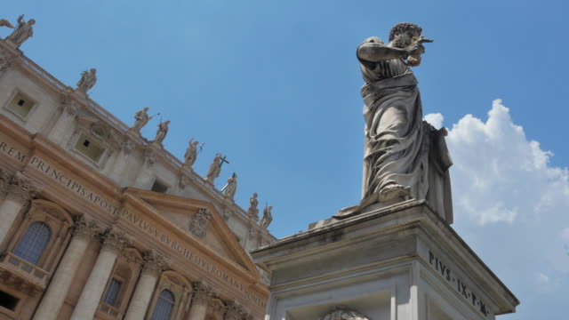 Ciudad-del-Vaticano,-St-De-Peter-Plaza