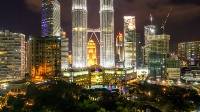 Nacht-Zeitraffer-in-Kuala-Lumpur