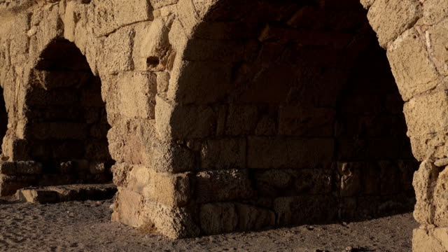 Altura-arcos-del-acueducto-romano