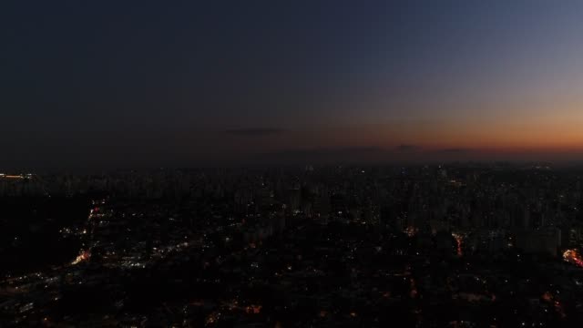 Aerial-View-Sao-Paulo-City-Sonnenuntergang-pünktlich,-Brasilien