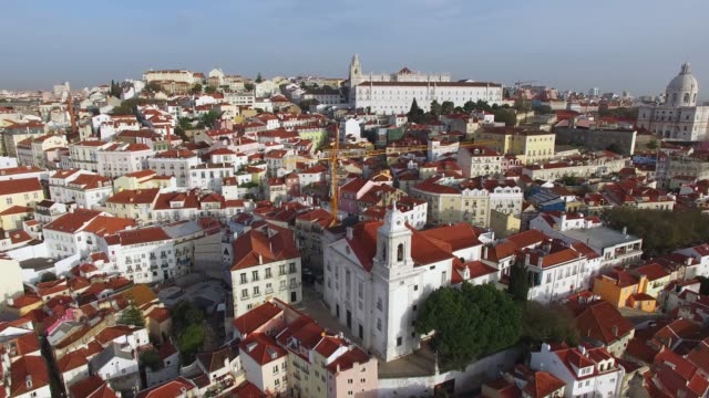 Vista-aérea-de-Alfama,-Lisboa,-Portugal