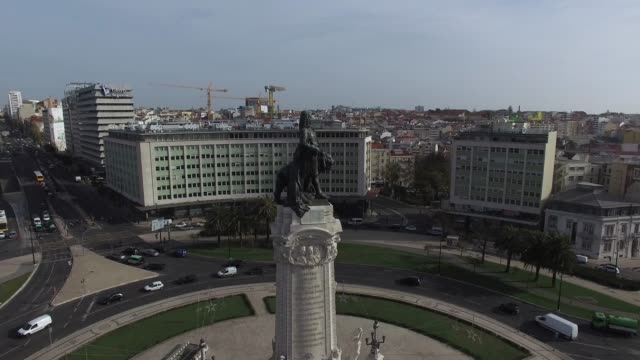 Plaza-Marques-de-Pombal,-Lisboa,-Portugal