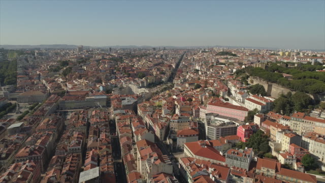 Portugal-sonnigen-Tag-Lissabon-Stadtbild-aerial-Panorama-4k