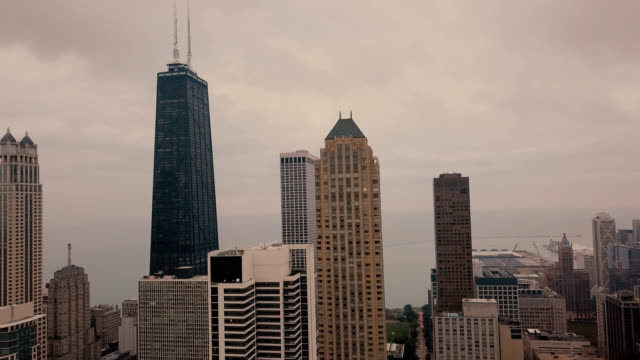 Chicago---Luftbild-der-Innenstadt