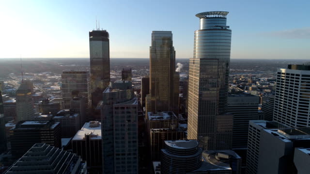 Aerial-Skyline-der-Innenstadt-von-Minneapolis