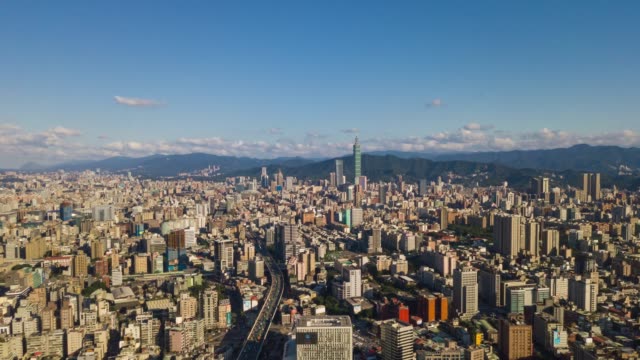 antena-centro-de-día-soleado-taipei-paisaje-panorama-4k-timelapse-Taiwán