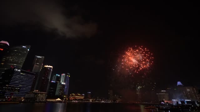 Feuerwerk-Display-Singapur-Timelapse