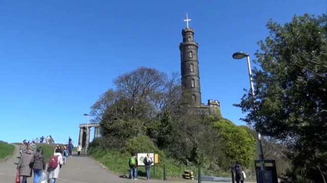 Der-Nelson-Turm-in-Edinburgh-\"