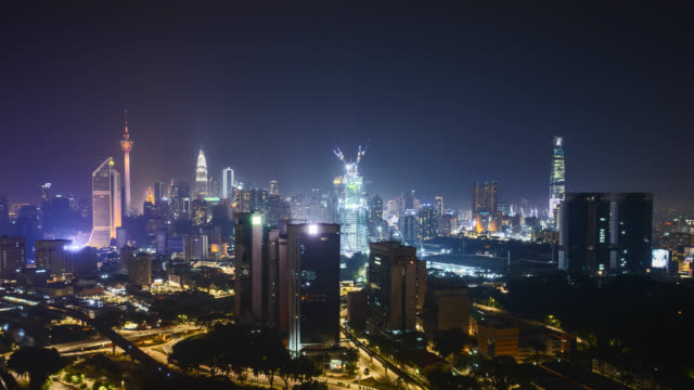 Zeitraffer-der-Nachtszene-auf-Skyline-von-Kuala-Lumpur.