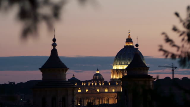 sunset-views-of-St.-Peter's-Basilica-in-Rome:-Vatican,-Christianity,-faith,-pope
