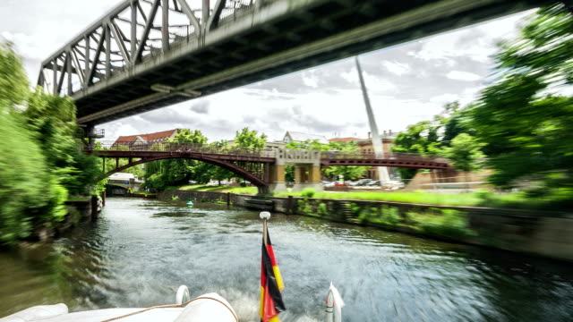 Time-lapse-sequence-on-a-boat-in-Berlin