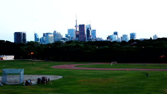 Long-view-timelapse-of-Toronto-city-center