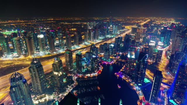 Nacht-Licht-Dubai-Marina-Dach-Top-Stadtpanorama-4-k-Zeit-verfallen-Vereinigte-Arabische-Emirate
