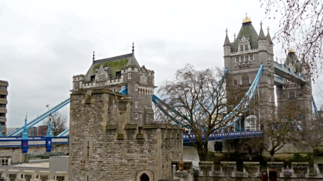 The-part-of-the-Tower-Bridge-seen-on-the-morning