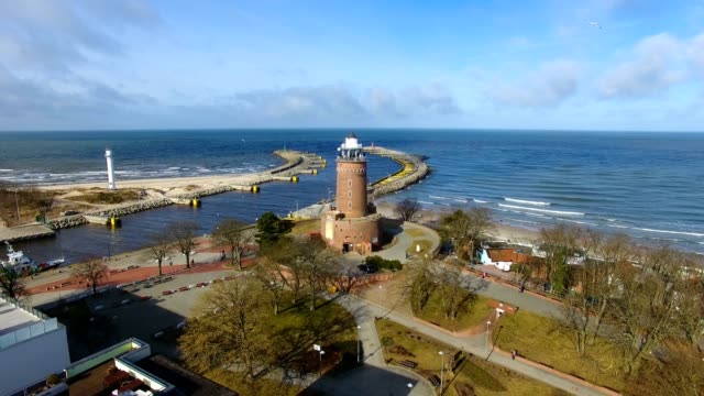 Leuchtturm-an-der-Ostsee-Küste