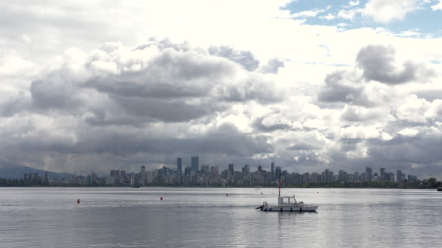 Vancouver-Cityscape-Cloud-Timelapse-4K.-UHD