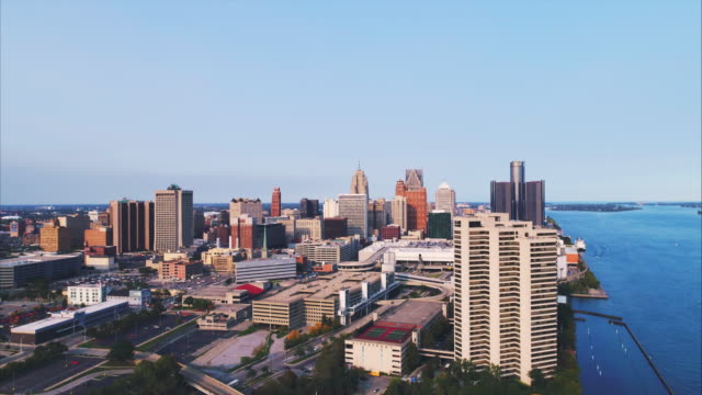 Detroit-aerial-cityscape