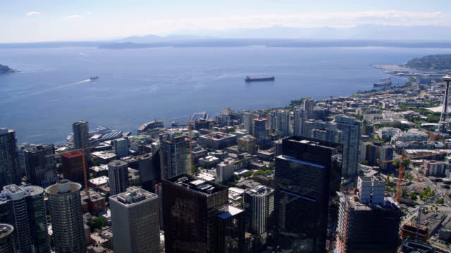 City-Waterfront-Aerial-of-Elliot-Bay-in-Puget-Sound