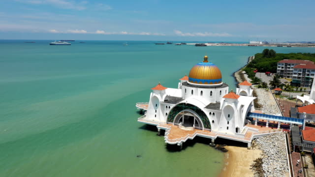 Aerial-view-of-Malacca-scenery-with-Masjid-Selat-Melaka-at-daytime