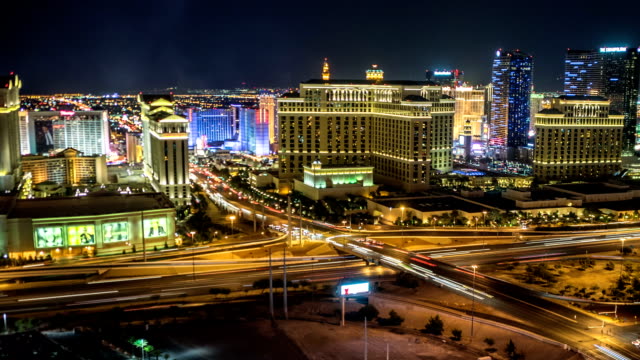 Skyline-von-Las-Vegas-Schwenken-Nacht-Zeitraffer