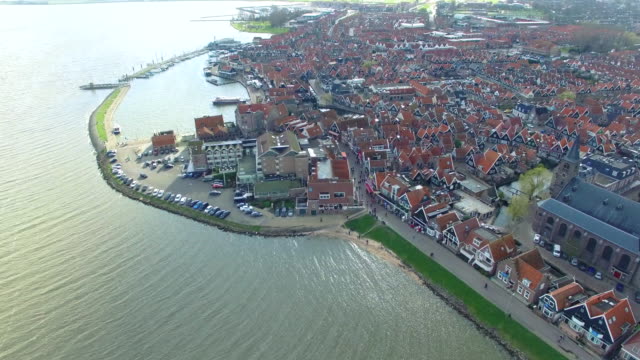 Volendam-town-in-North-Holland-Ariel-View-Flying-Towards-Shore