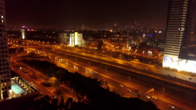 Tel-Aviv,-Israel,-Luftaufnahme-in-der-Nacht