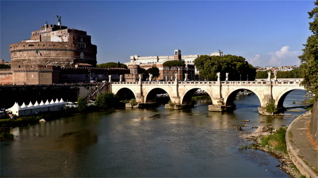 Castle-of-San-Angelo,-Rome,-Italy.-Time-Lapse