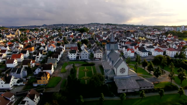 Antena:-Santo-Johannes-iglesia-de-Stavanger,-Noruega