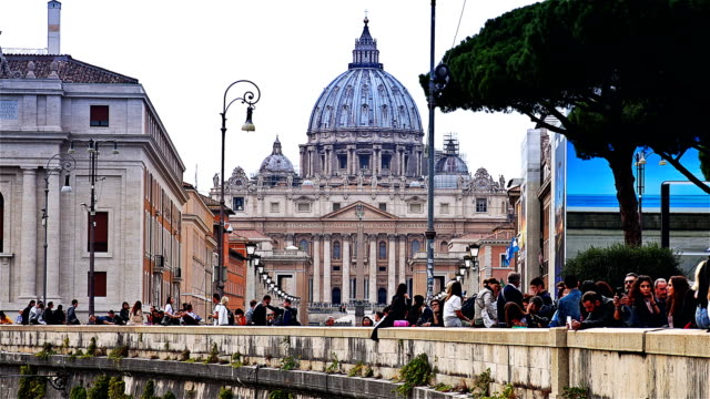 Video-of-the-Saint-Peter-Basilica