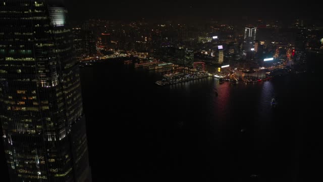 4K-Luftbild-Aufnahmen-von-Hong-Kong-schöne-Nachtszenen-im-Central-District