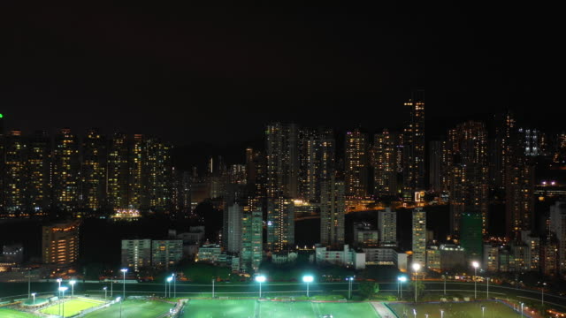 Abend-Zeit-Beleuchtung-Stadt-berühmten-Stadion-Komplex-Antenne-Panorama-4k-Hongkong