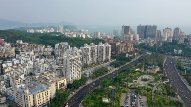 Sonnenuntergangszeit-Hainan-Insel-Sanya-Verkehr-Straße-aerial-Panorama-4k-china
