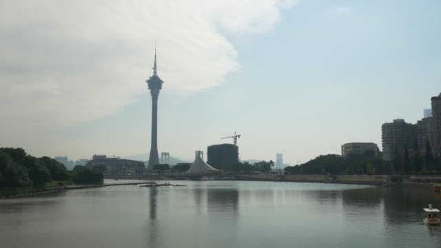 China-Macao-Stadtbild-sonnigen-Tag-blauer-Himmel-Küste-Turm-Panorama-4k