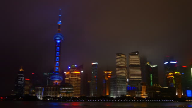 nachts-beleuchtet-shanghai-Pudong-Bucht-Stadt-Panorama-4k-china