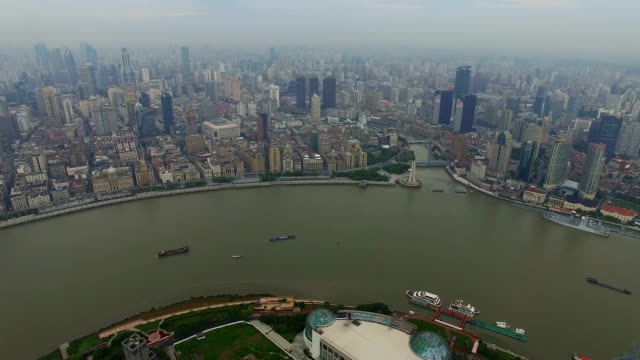 Vista-aérea-del-Bund-y-Shanghai-skyline,Shanghai.China.
