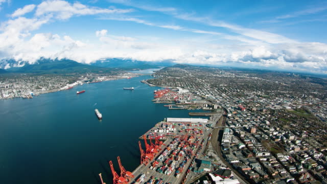 Vancouver-BC-Downtown-Eastside-Port-envío-contenedores-aéreos