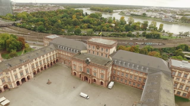Drone-flight-over-Mannheim-University