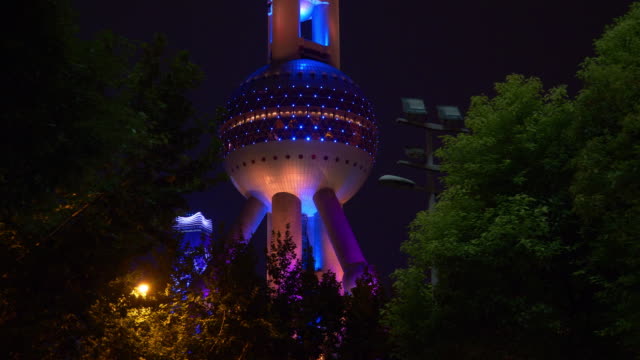 Nacht-erleuchtet-Stadt-Zentrum-von-berühmten-Turm-Panorama-4k-China-shanghai